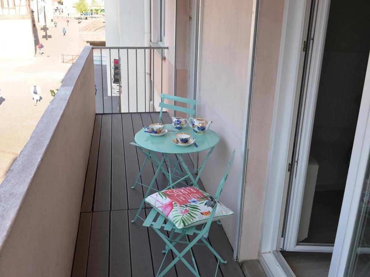 Hébergement de vacances De Luxe En Hyper-centre Avec 3 Chambres, Balcon, Parking, Proche Musee Unterlinden - Fr-1-744-37 *